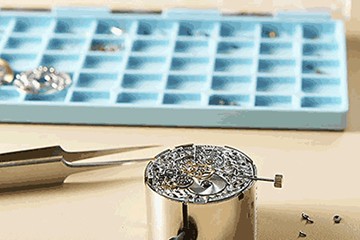 深圳欧米茄机械表为什么走慢